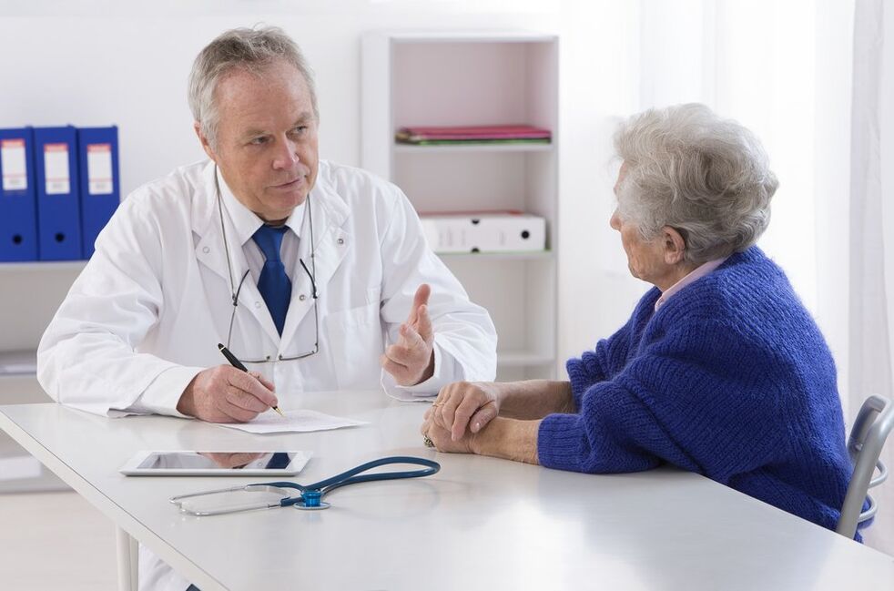 doctor's appointment for hip arthritis